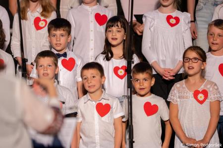 Območna revija otroških in mladinskih pevskih zborov občin Kamnik in Komenda (48)